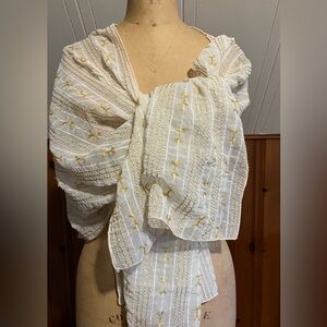 Chiffon/ Gold Lurex Wrap